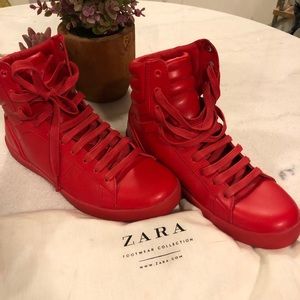 ❌❌SOLD❌❌Red High Top Zara Sneakers